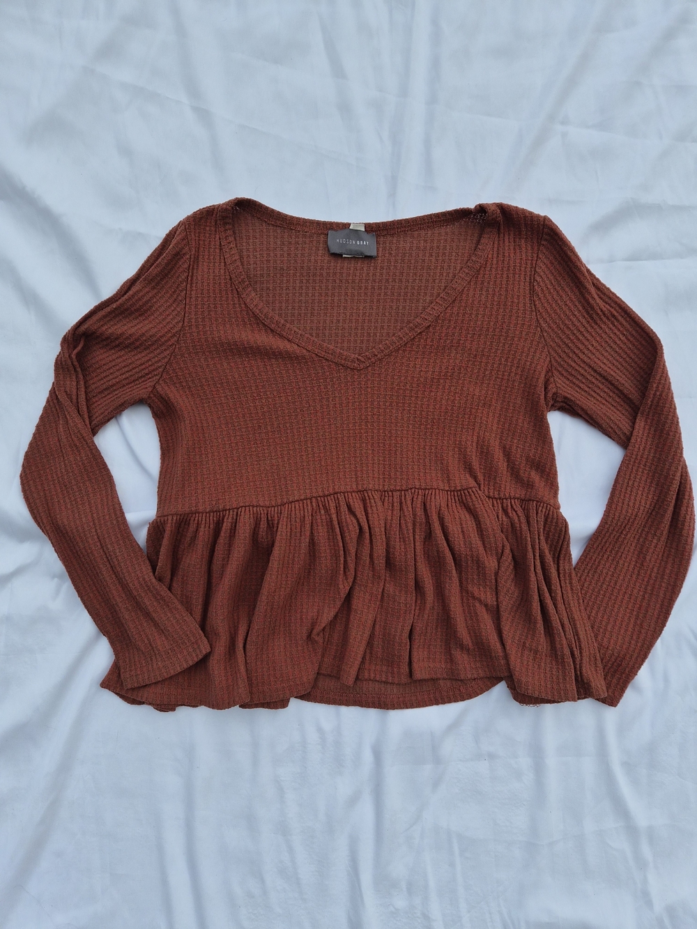 Hudson Bay Rust Ribbed Peplum V-Neck Long Sleeve Top